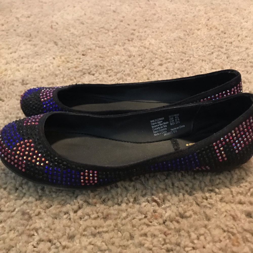 2/10! Multi Color Flats - Picture 3 of 3